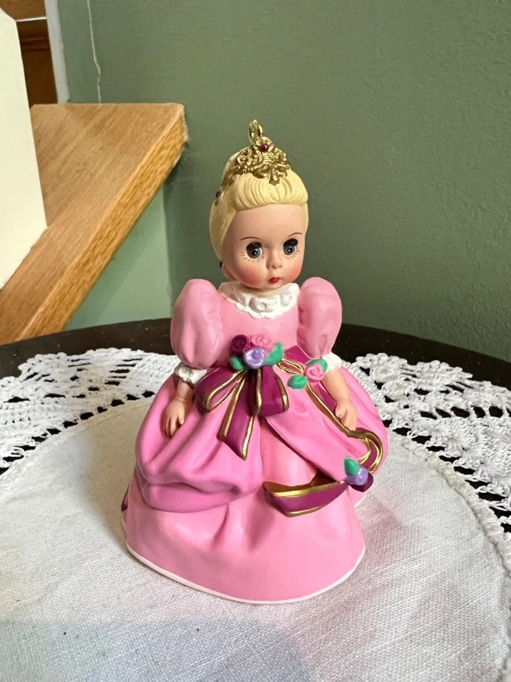 1996 Hallmark Keepsake Ornament, “Madame Alexander Cinderella -1995”.